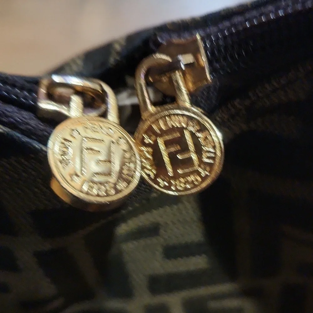 Fendi Hobo Bag - Picture 5 of 16